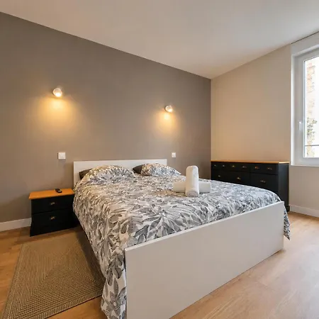 Prázdninový dům Maison Alba - 4 - Cour - Salle De Jeux